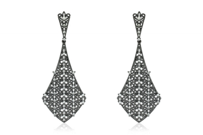 Brinco Luxo com Zircônias Brancas e Banho Ródio Negro